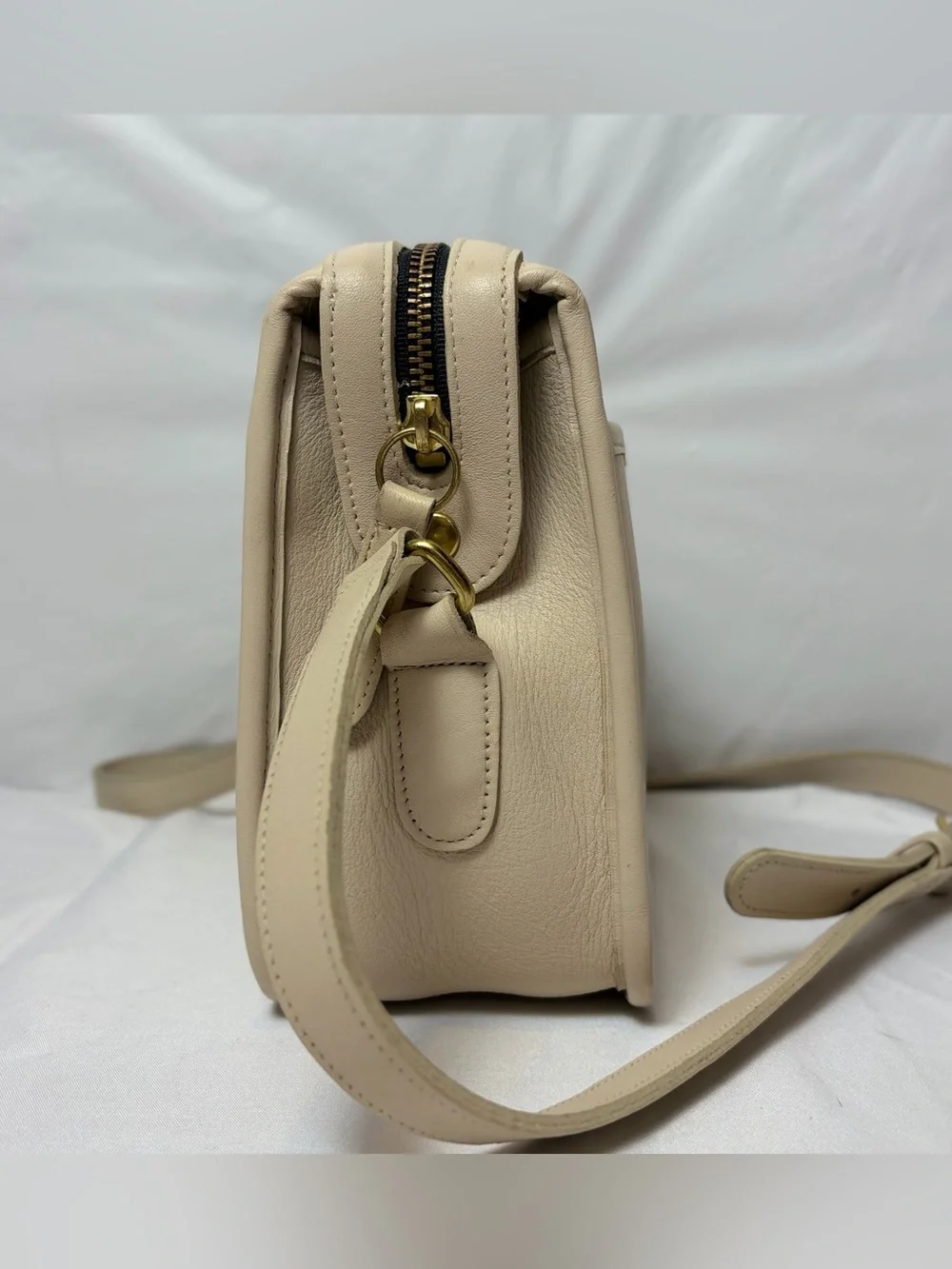 Vintage Coach Carson Crossbody Bag 9939 USA Made - Bone | Exceptional Condition